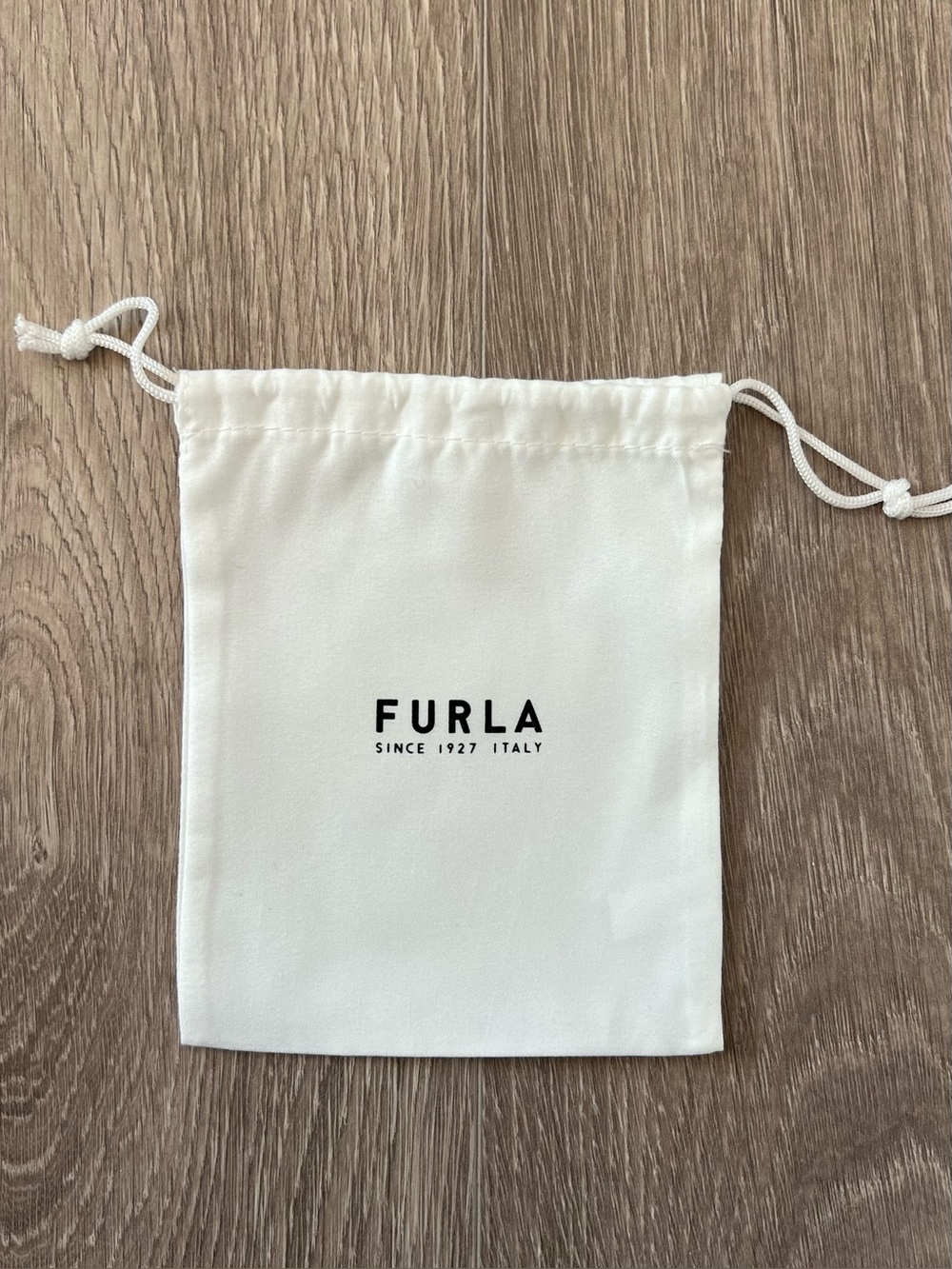 Furla dust bag (C148)